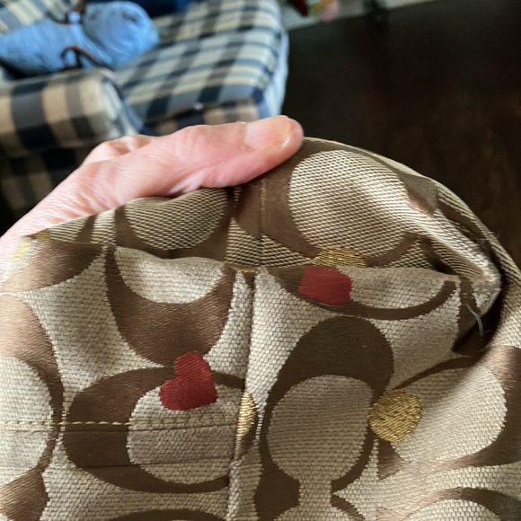 COACH Beige/Red/Gold Signature Canvas POPPY Laura Secret Admirer Tote Bag Purse - Picture 9 of 10